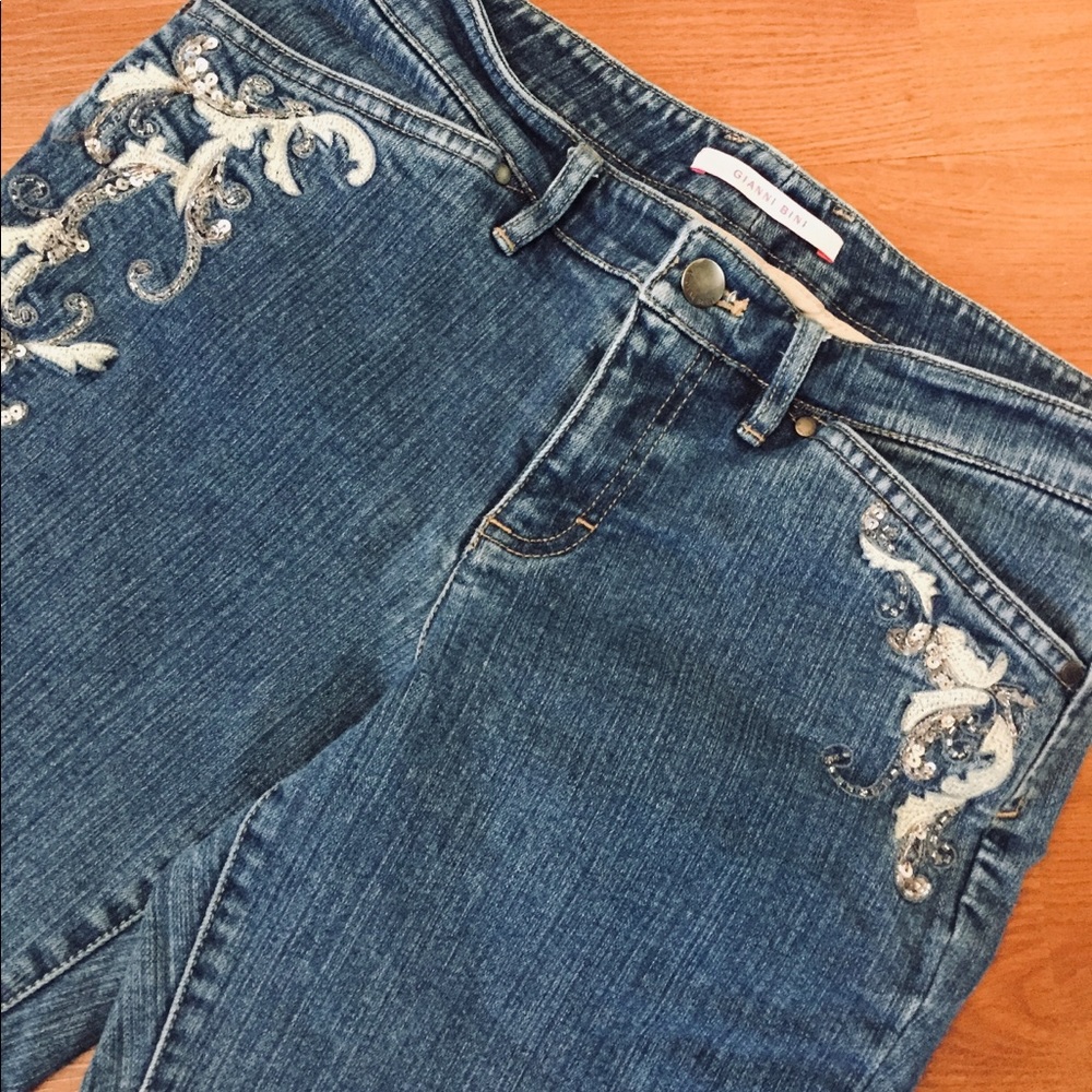 🦋 Bling Embroidered sexy bootcut jeans